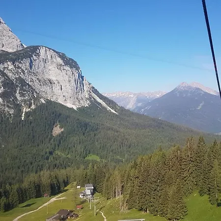 Komfort-ferienhaus Alpspitz Holiday home